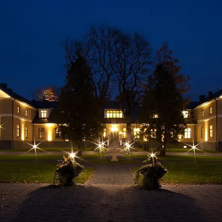 فندق Manor سكروندا